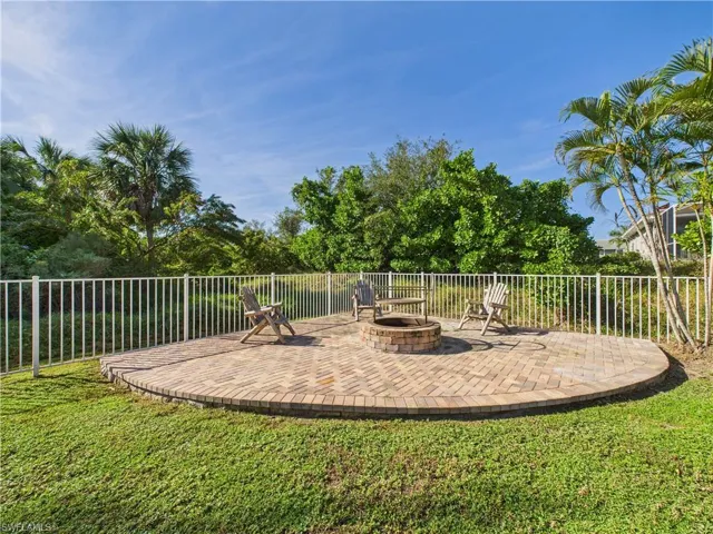 16700 Wisteria Dr, Fort Myers, Florida 33908
