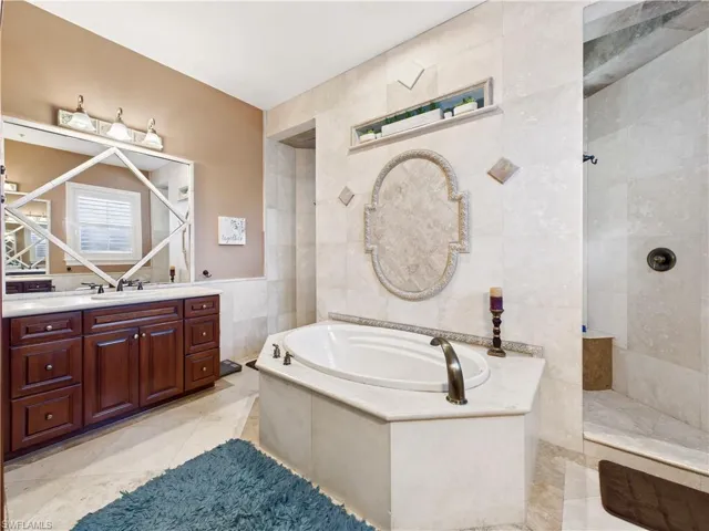 16700 Wisteria Dr, Fort Myers, Florida 33908