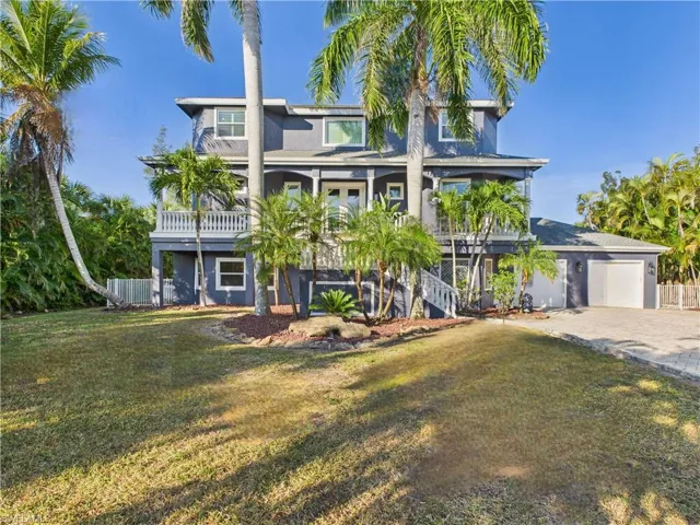 16700 Wisteria Dr, Fort Myers, Florida 33908