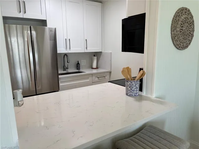 473 12th Ave S B12, Naples, Florida 34102