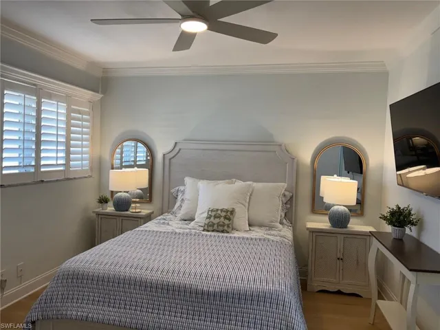 Queen size Bed
