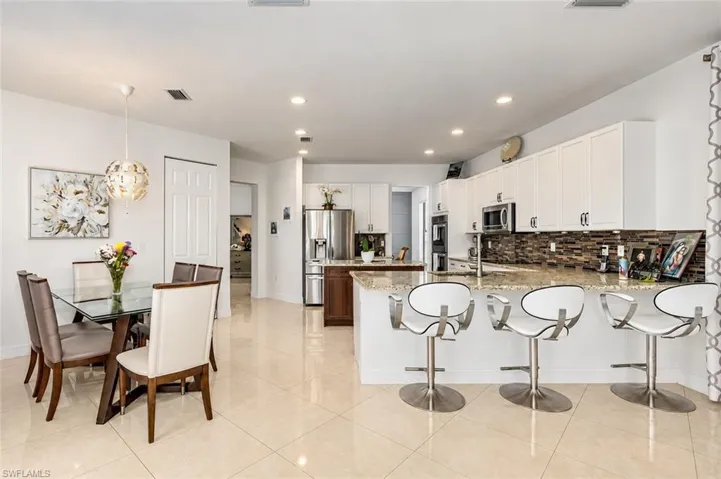 2759 Cinnamon Bay Cir, Naples, Florida 34119