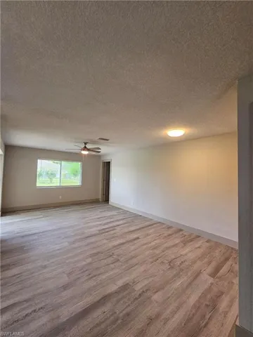 1400 SE 30th  ST, Cape Coral, FL 33904