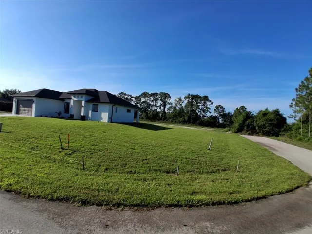 1106 Edelweiss St E, Lehigh Acres, Florida 33974