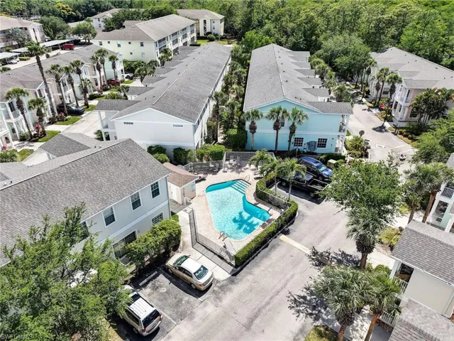 3299 Megan Ln 4, Naples, Florida 34109