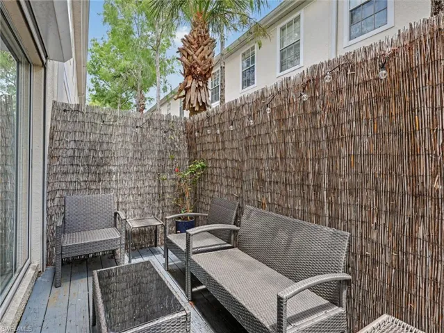 3299 Megan Ln 4, Naples, Florida 34109
