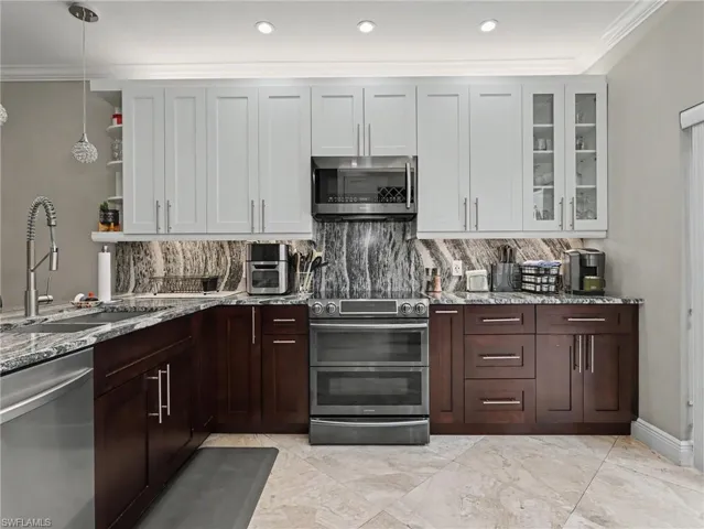 3299 Megan Ln 4, Naples, Florida 34109