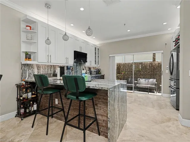 3299 Megan Ln 4, Naples, Florida 34109