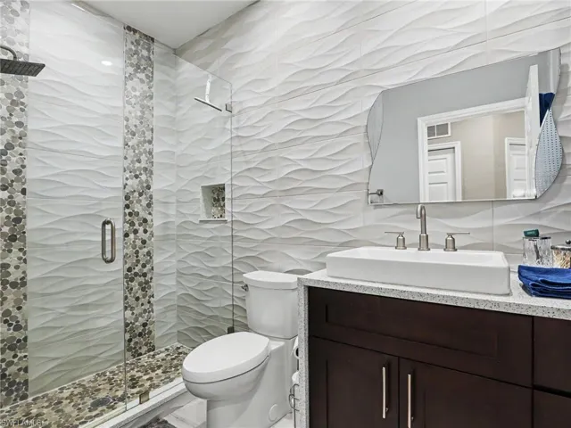 3299 Megan Ln 4, Naples, Florida 34109