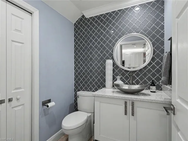 3299 Megan Ln 4, Naples, Florida 34109