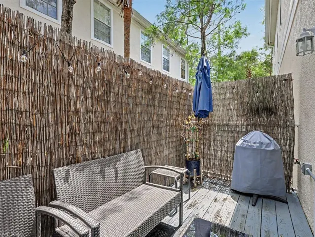 3299 Megan Ln 4, Naples, Florida 34109