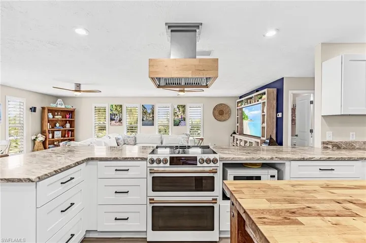 12303 Cristi Way, Bokeelia, Florida 33922