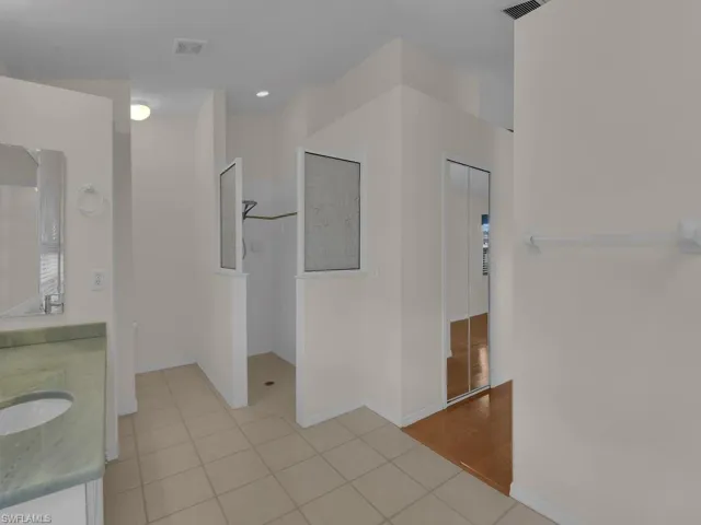 5204 Sw 3rd Ave, Cape Coral, Florida 33914