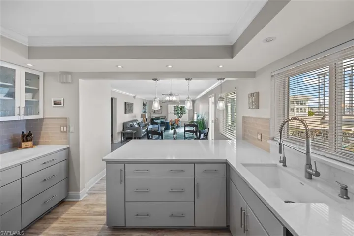 1100 8th Ave S 226g, Naples, Florida 34102