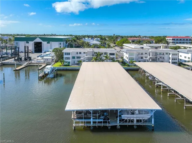 1100 8th Ave S 226g, Naples, Florida 34102