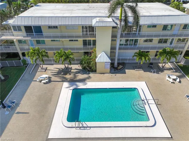 1100 8th Ave S 226g, Naples, Florida 34102