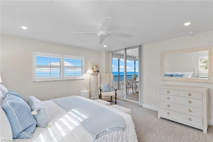 1919  Gulf Shore N BLVD, Naples, FL 34102