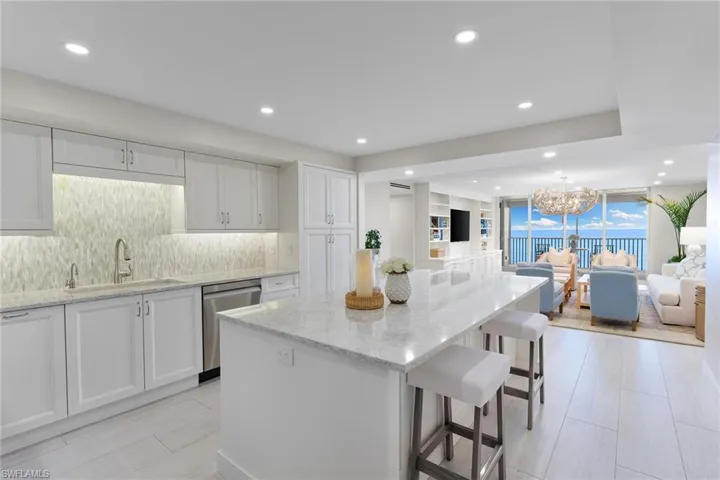 1919  Gulf Shore N BLVD, Naples, FL 34102
