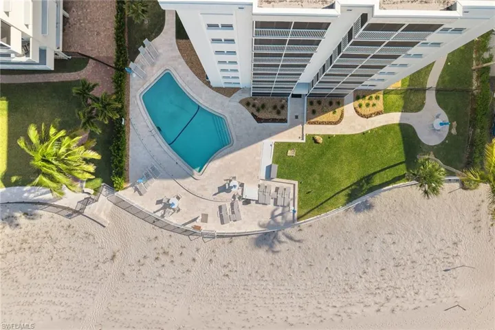 1919  Gulf Shore N BLVD, Naples, FL 34102