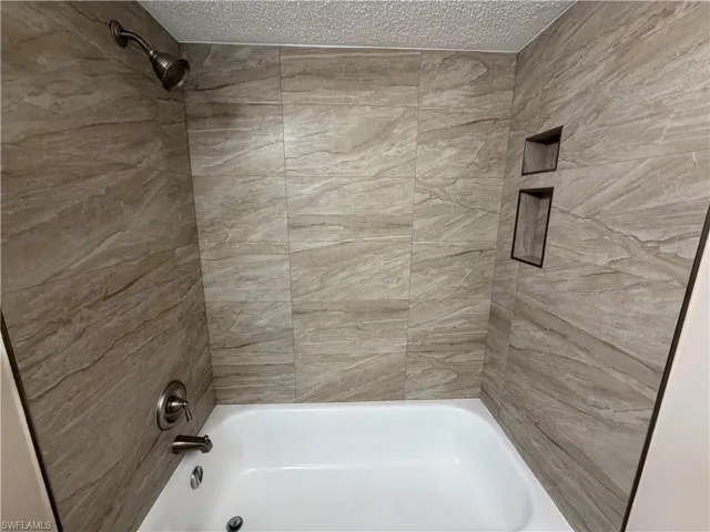 2094 Arbour Walk Cir 3015, Naples, Florida 34109