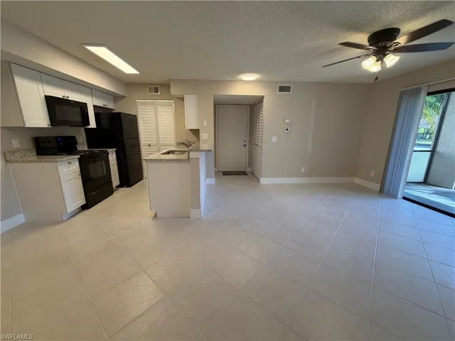 2094 Arbour Walk Cir 3015, Naples, Florida 34109