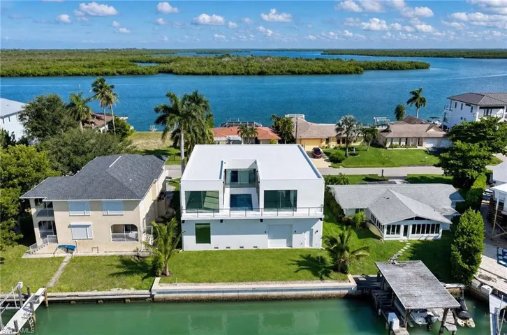 144 Pago Pago Dr W, Naples, Florida 34113
