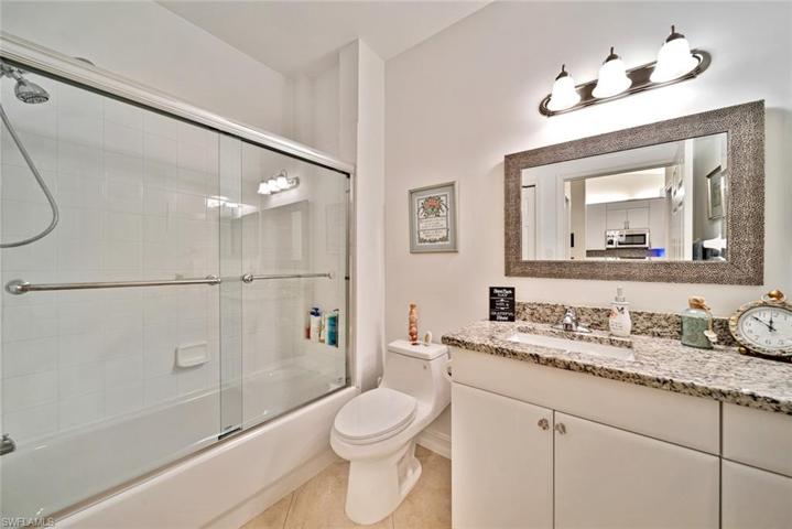 9660  Rosewood Pointe  TER, Bonita Springs, FL 34135