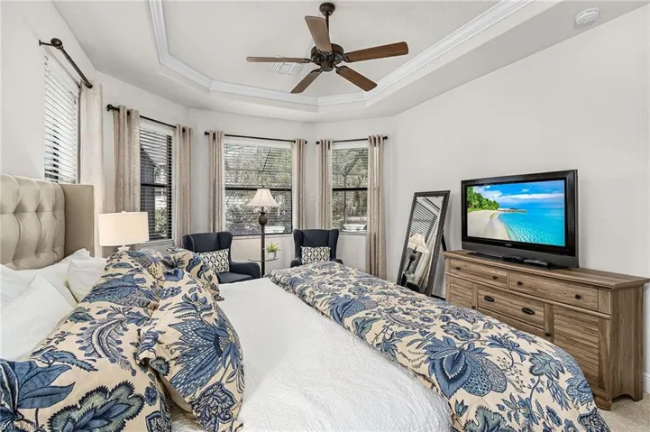 9889  Alhambra  LN, Bonita Springs, FL 34135