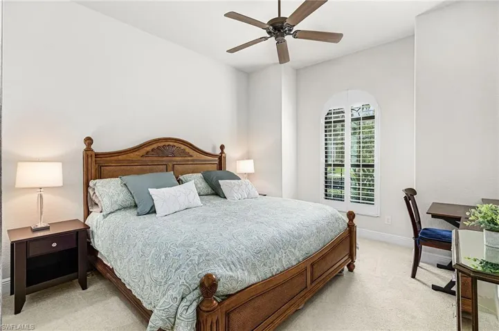 9889  Alhambra  LN, Bonita Springs, FL 34135