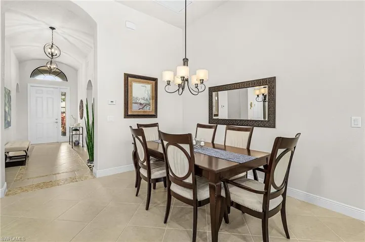 9889  Alhambra  LN, Bonita Springs, FL 34135