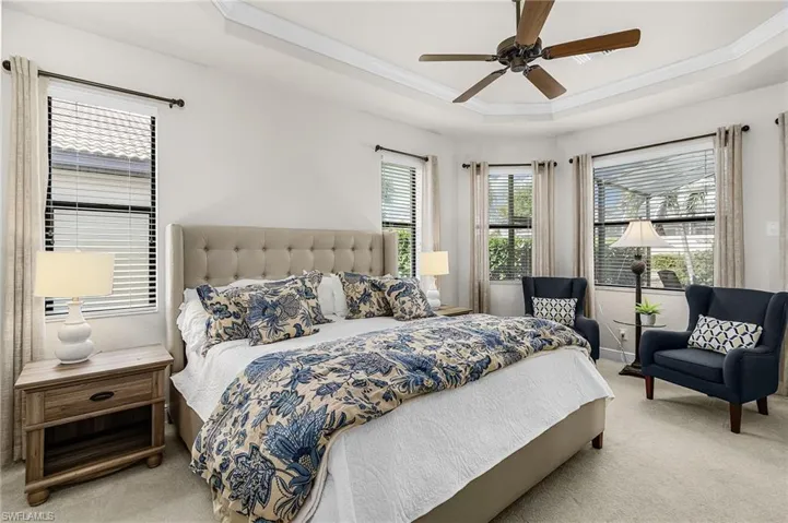 9889  Alhambra  LN, Bonita Springs, FL 34135