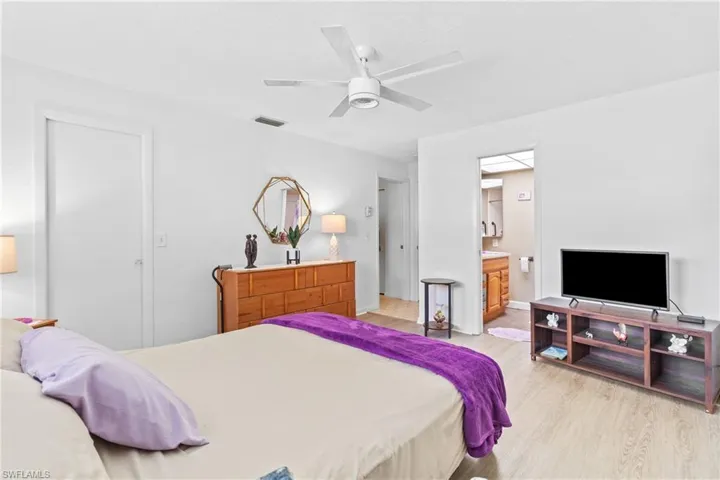 5549 Boynton Ln, Fort Myers, Florida 33919