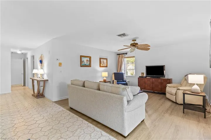 5549 Boynton Ln, Fort Myers, Florida 33919