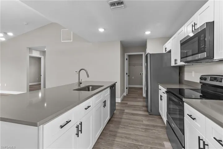 3446 Ne 11th Ave, Cape Coral Fl 33909