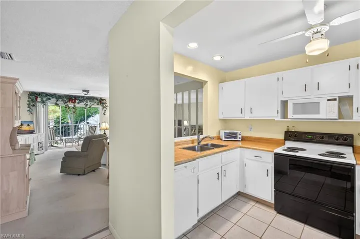 6184 Michelle Way 234, Fort Myers, Florida 33919