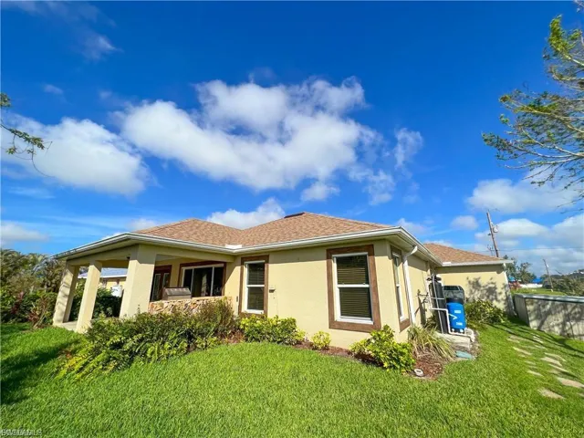 2032 Nw 5th St, Cape Coral, Florida 33993