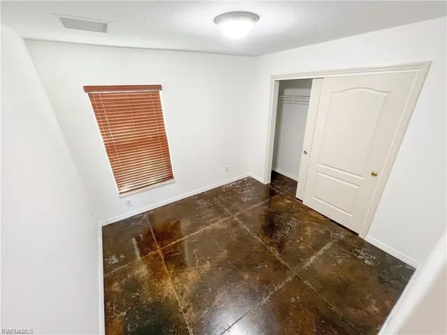 2032 Nw 5th St, Cape Coral, Florida 33993