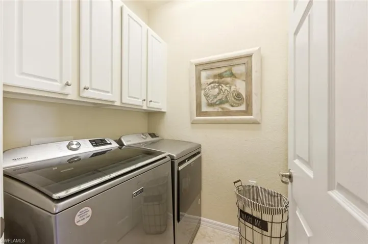 10554 Smokehouse Bay Dr 201, Naples, Florida 34120
