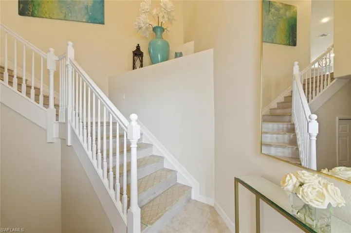 10554 Smokehouse Bay Dr 201, Naples, Florida 34120