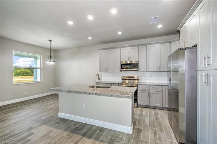 112  Bethlehem  PL, Labelle, FL 33935