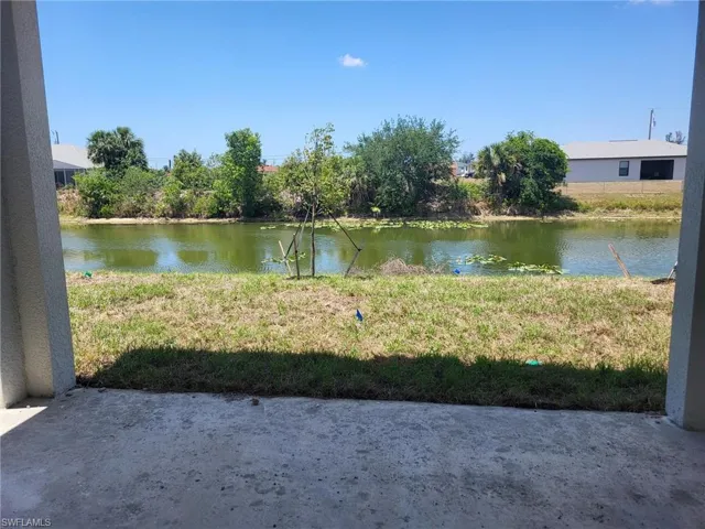 341 Nw 7th Ave, Cape Coral, Florida 33993