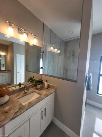 341 Nw 7th Ave, Cape Coral, Florida 33993