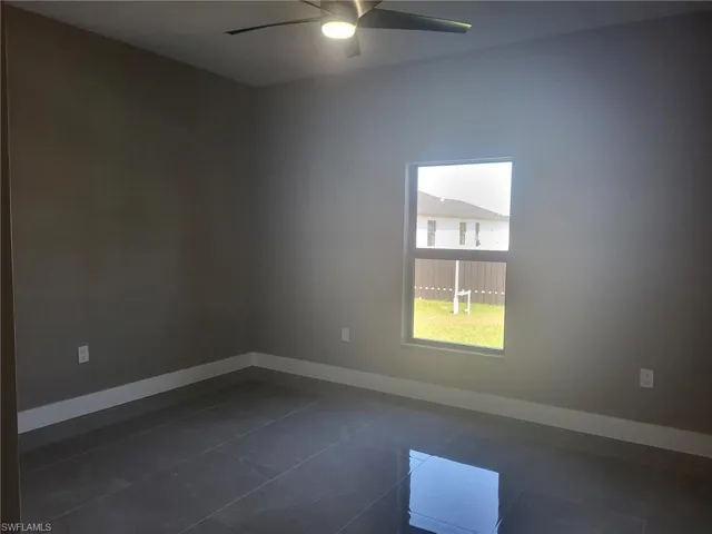 341 Nw 7th Ave, Cape Coral, Florida 33993