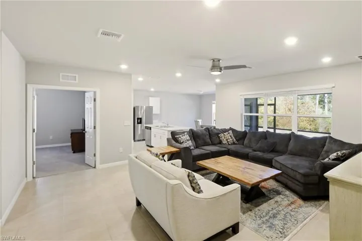 108 Castile Ct, Punta Gorda, Florida 33983