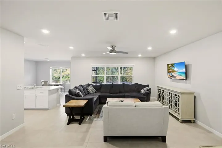 108 Castile Ct, Punta Gorda, Florida 33983