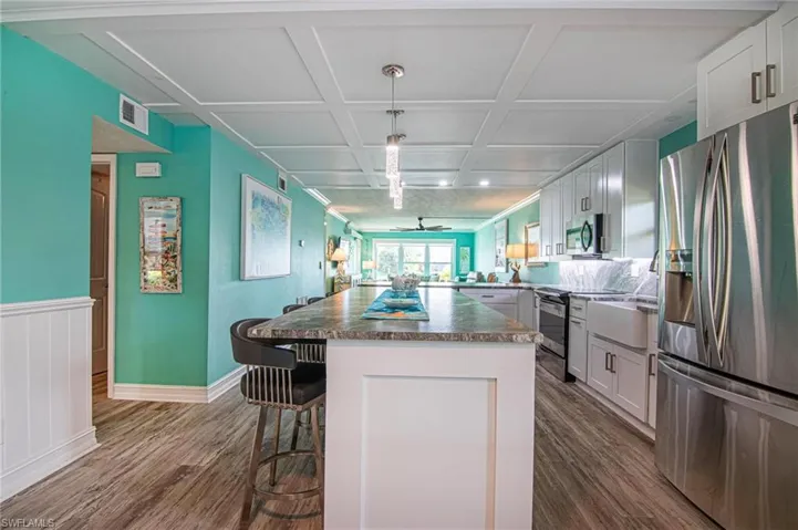 1627 Beach Pkwy 105, Cape Coral, Florida 33904