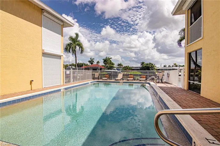 1627 Beach Pkwy 105, Cape Coral, Florida 33904