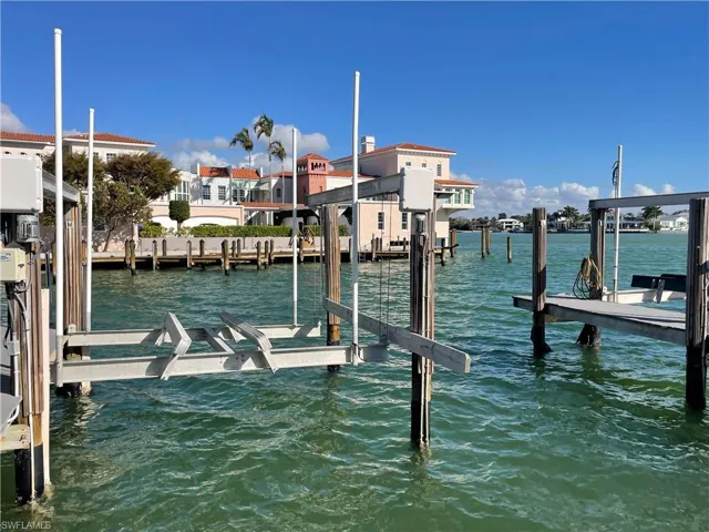 Example of a boat slip with lift installed, contact office for information. Limited by availability.