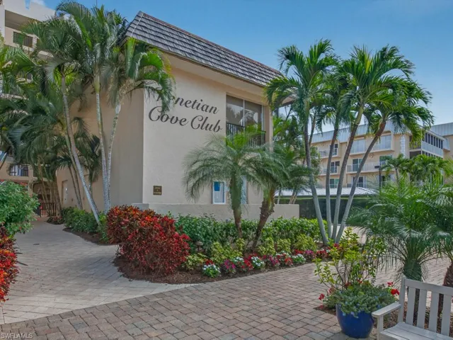 Welcome to the Venetian Cove Club. Special attention is paid to the landscaping on the property, one assigned parking space with plenty of guest parking available, even a car wash station for your convenience.