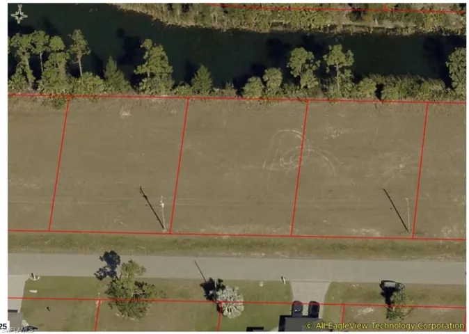 Map of property location with property parcel outlined